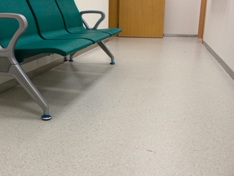 大巨龙同质透心地板