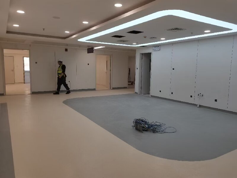 PVC地板厂家全国有哪些？大巨龙四大基地+十大品类，成高端项目首选