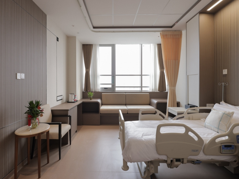 病房同质透心地板