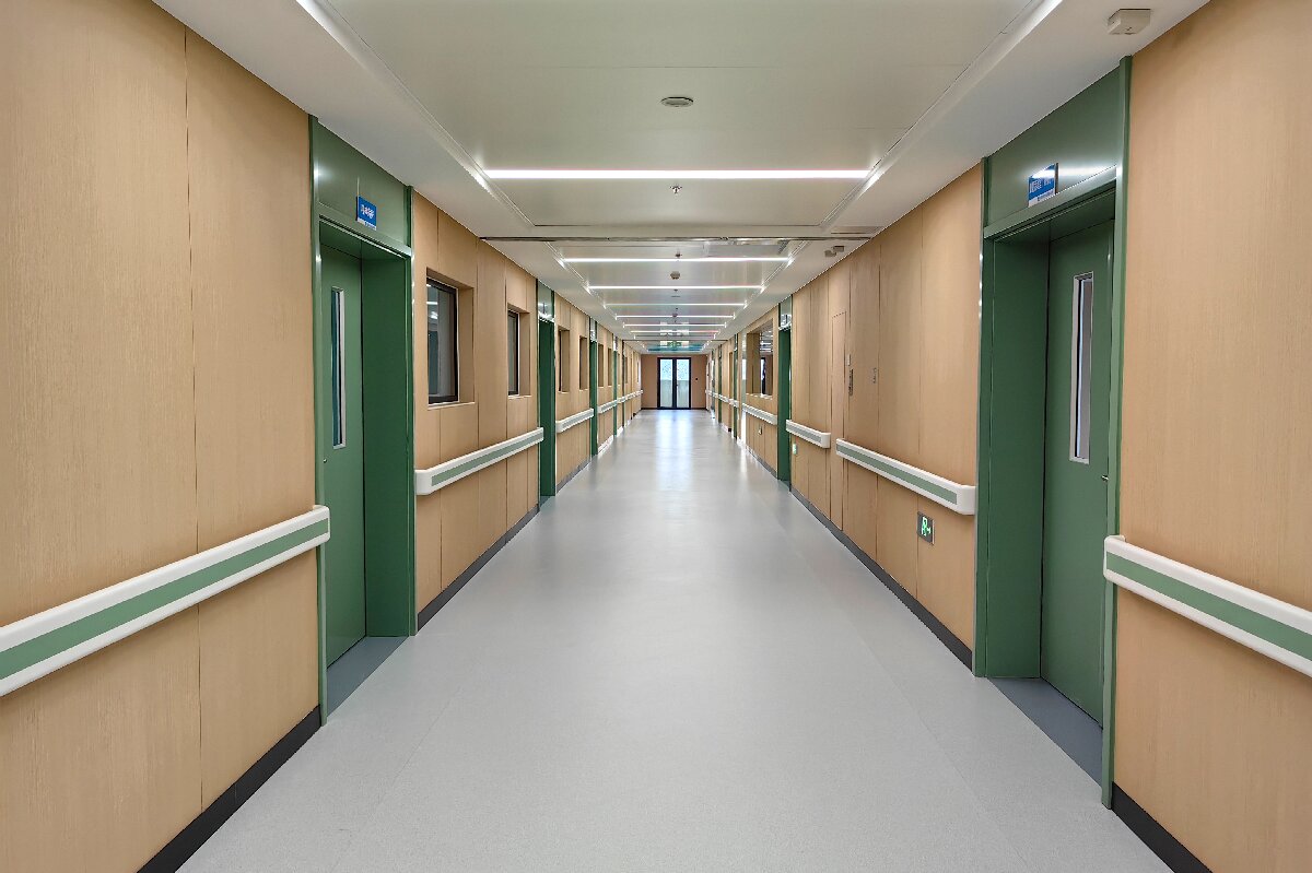 medical PVC flooring manufacturer