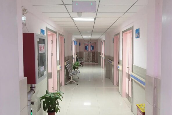 Hefei Zhongshan Hospital PVC Flooring