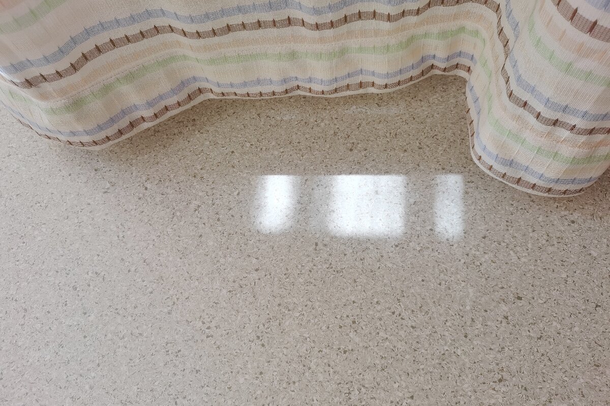 homogeneous medical flooring
