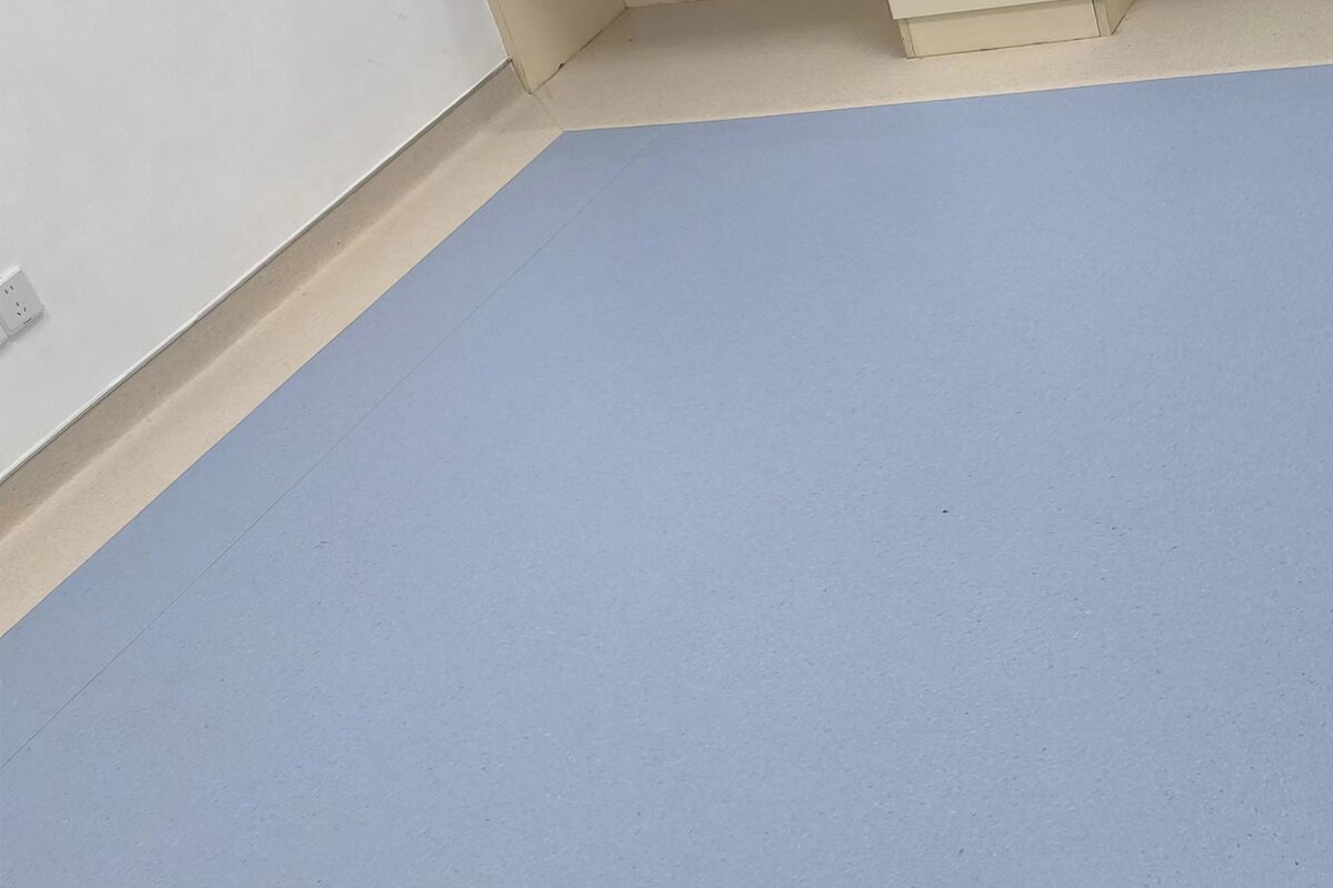 大巨龙医用同质透心pvc地板