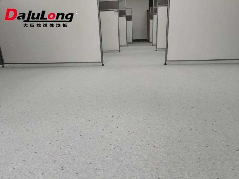PVC flooring roll