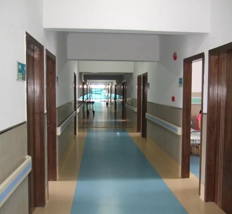 大巨龙推荐养老院使用塑胶地板