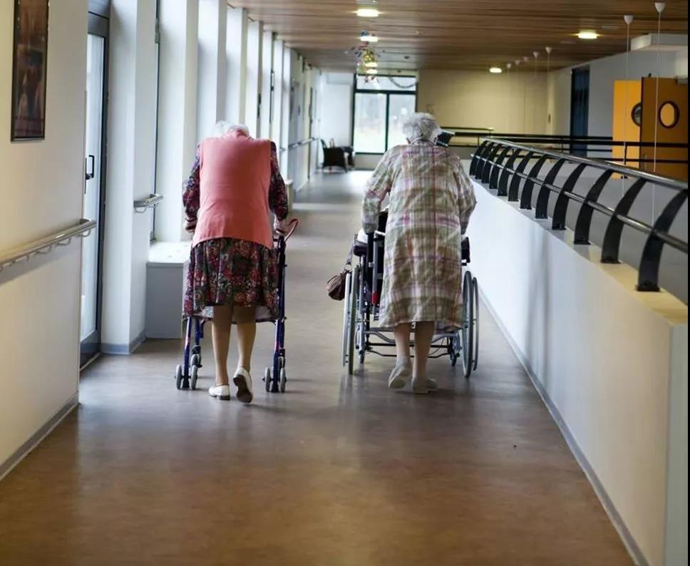 养老机构为什么要使用pvc塑胶地板