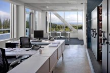 大巨龙pvc地板耐磨,抗压,不留痕迹