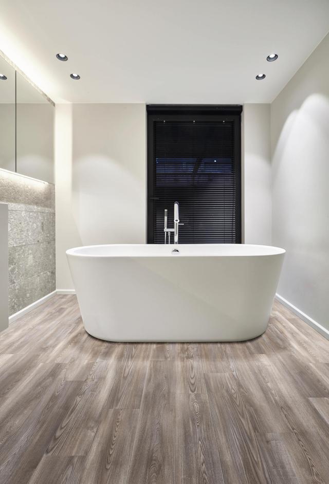 推动行业的未来发展，卡曼国际退出SPC地板