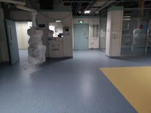 厂房翻新时，一般会使用什么样的地板？