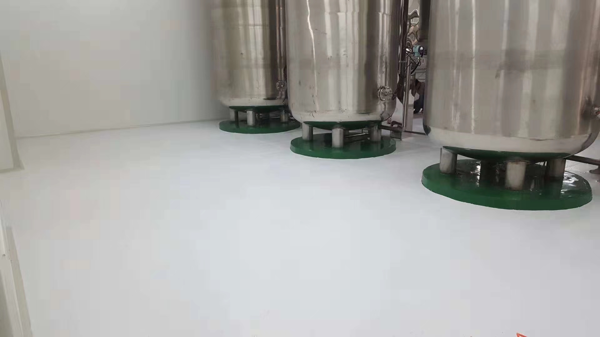 制药厂为什么会使用大巨龙pvc地板？